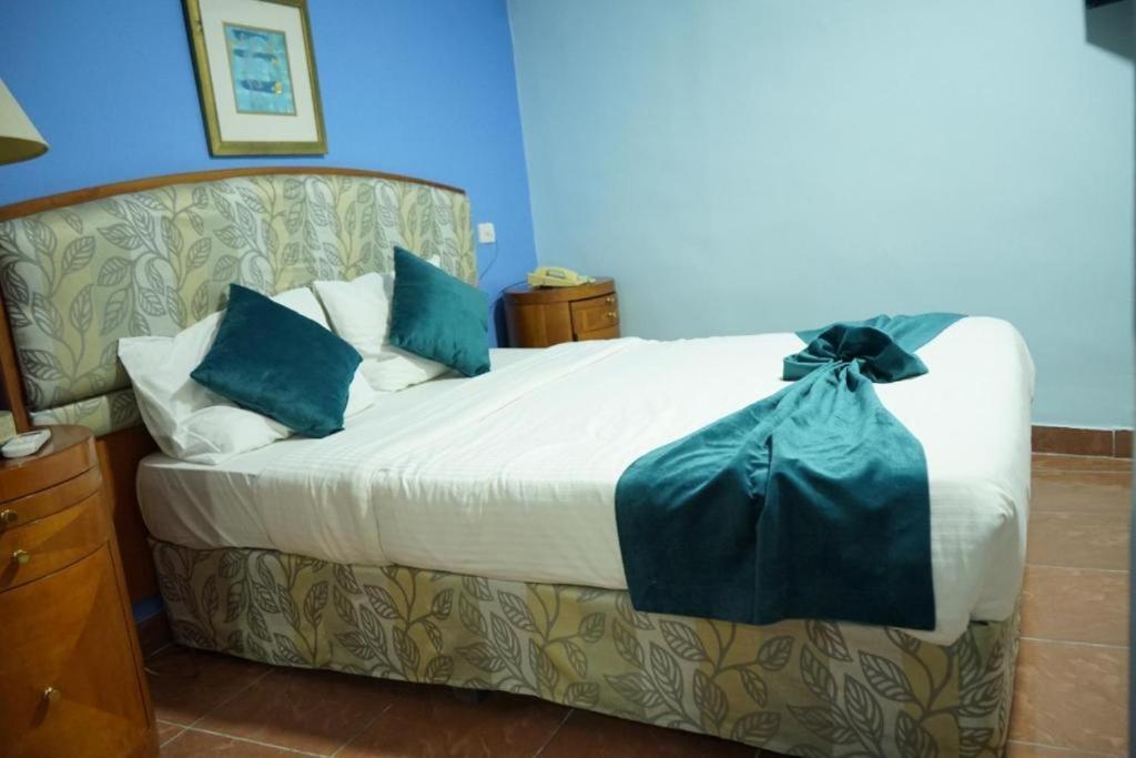 Conord Hotel Амман Экстерьер фото