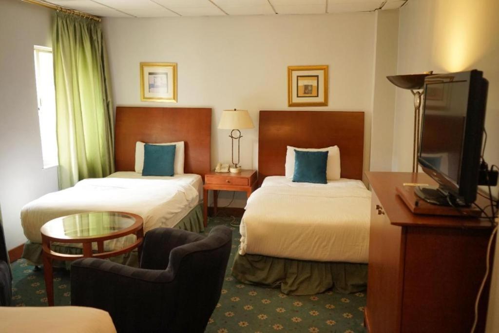 Conord Hotel Амман Экстерьер фото
