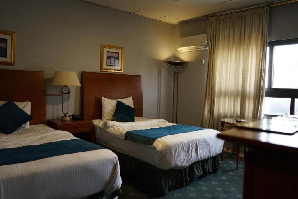 Conord Hotel Амман Экстерьер фото